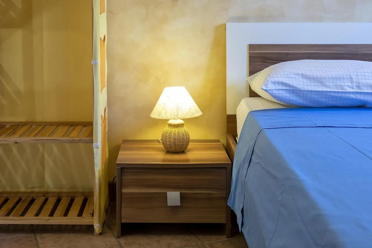 Villa Luna E' Pedra - Suite In Villa Con Vista Sulla Baia Di Alghero E Piscina 0*,  İtalya