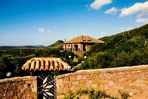 Konukevi Villa Luna E' Pedra - Suite In Villa Con Vista Sulla Baia Di Alghero E Piscina